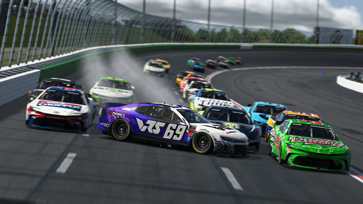 P40 Atlanta. Got wrecked twice, so did a lot of other people, but we got the worst of it. Dead last in the race, and P39 in points. Can't get much worse, so we try to regroup from here and turn our season around. @realVRS x @themoneylap