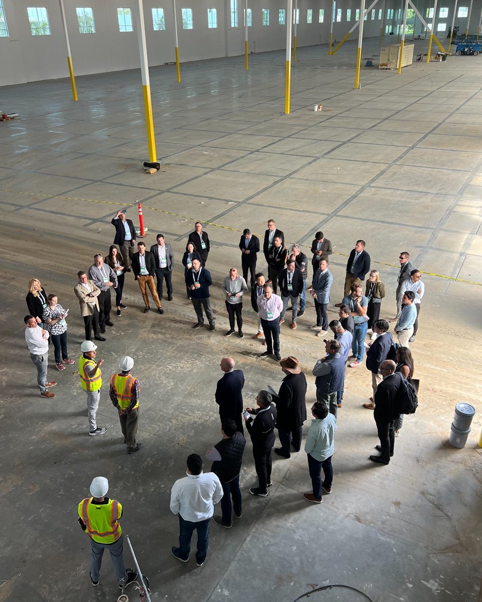 WatsonIPChino's tweet photo. On Day 1 of NAIOP’s I.CON West #IndustrialRealEstate conference, attendees toured WIC Carson Bldg 112. LEED® certified 165,440 SF Legacy Bldg 112 is designed to be environmentally responsible, high performing, sustainable. More on this rare #OWC location: https://t.co/Iy3jd3QgG7 https://t.co/CJR8JXaRMg
