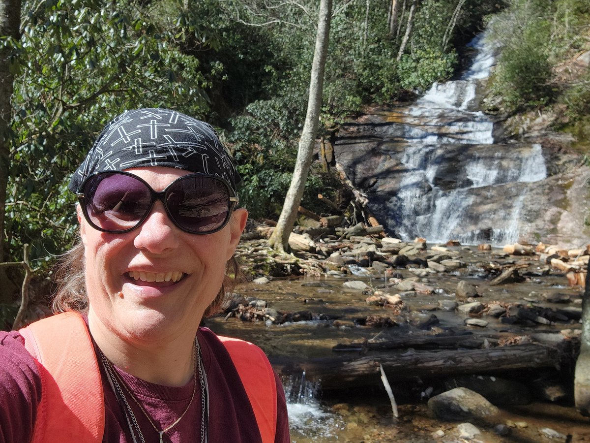 TribSportsLady's tweet photo. Cooper and I hiked Setrock Creek Falls. Beautiful day, beautiful hike! #nature #hiking #healthcoachlife #active #outdoors https://t.co/TWU4WaxHMr