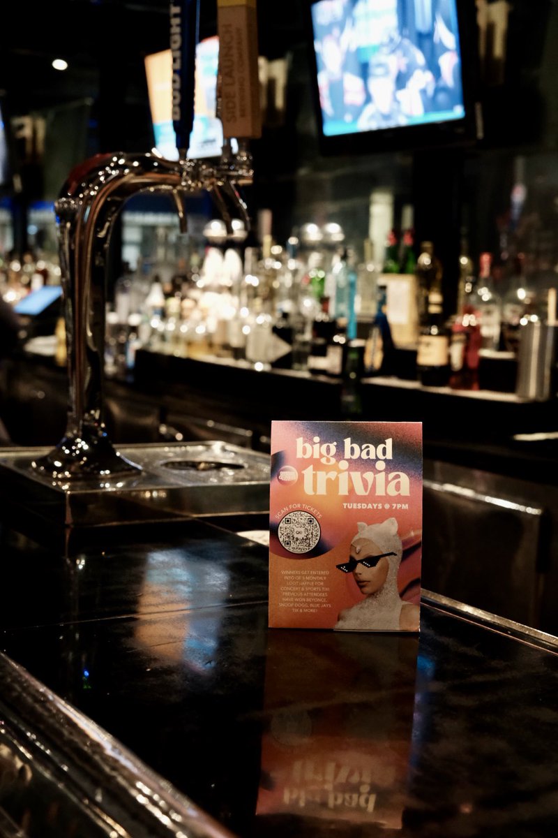 thepilot_to's tweet photo. A packed house for Harry Potter #Trivia at The Pilot!
•
Join us every #Tuesday night for Big Bad Trivia at The Pilot hosted by @qetrivia
•
Free trivia + #food and #drink #specials!
•
•
#thepilot #toronto #yorkville #torontotrivia #trivianight #popculture #thingstodotoronto https://t.co/EaeciudJnk