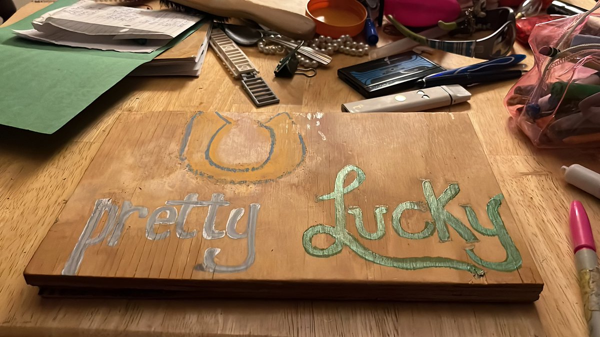 april_manna's tweet image. Pretty Lucky ☘️🖌️🧲🎰🎯🎨

#eyeloveyou #LUCKY #neverstopcreating #DareToDream #StPatrick #multiplemediums #YouAreNotAlone