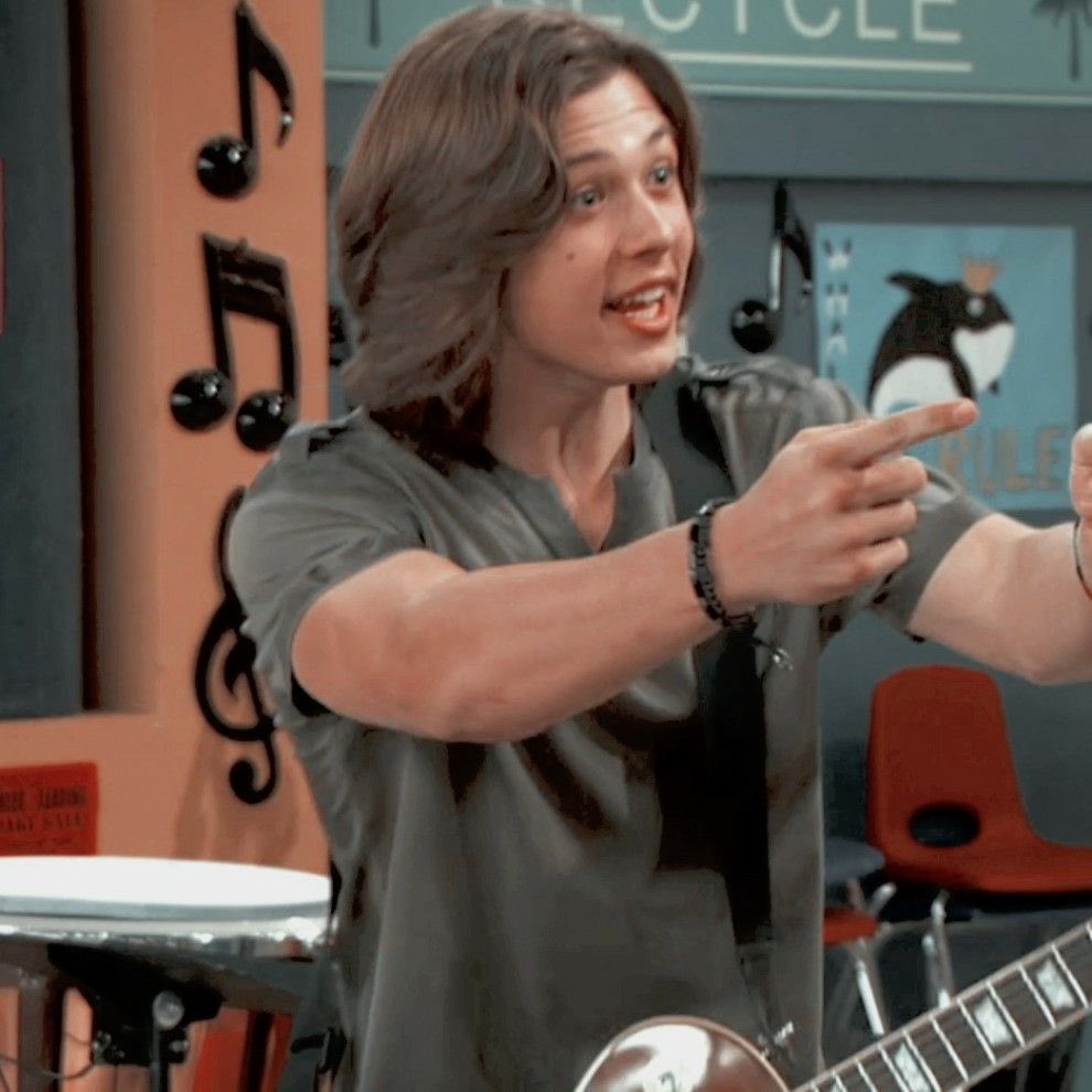 Vivi 😈🎸🎹 tweet media