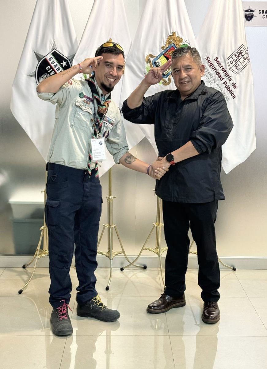 Jose_aortegar's tweet photo. Esta tarde me reuní con Ricardo Zirahuén Ortega, Presidente de Provincia Michoacán de la Asociación de Scouts de México; comenzamos con la planeación para la creación de uno de sus grupos, el cual será para hijos e hijas del personal operativo y administrativo de la @GC_Michoacan. 🤝🏻