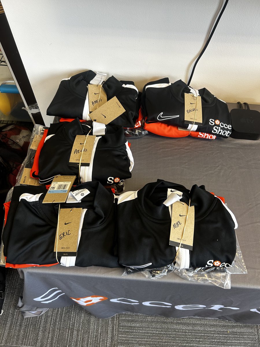 Fresh <a href="/nikefootball/">Nike Football</a> gear for our new coaches! 🔥⚽️