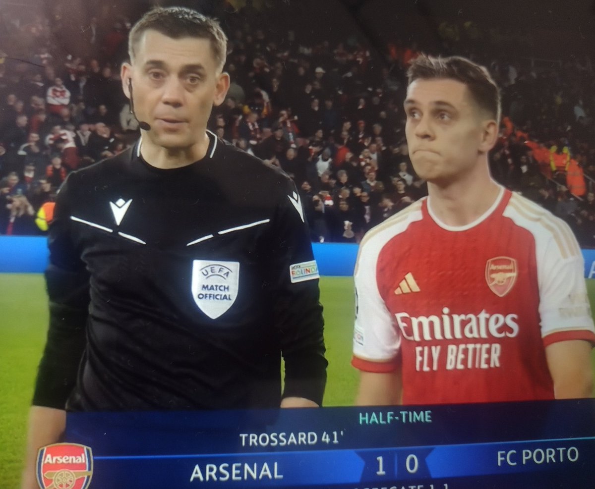 Out Of Context Football tweet media