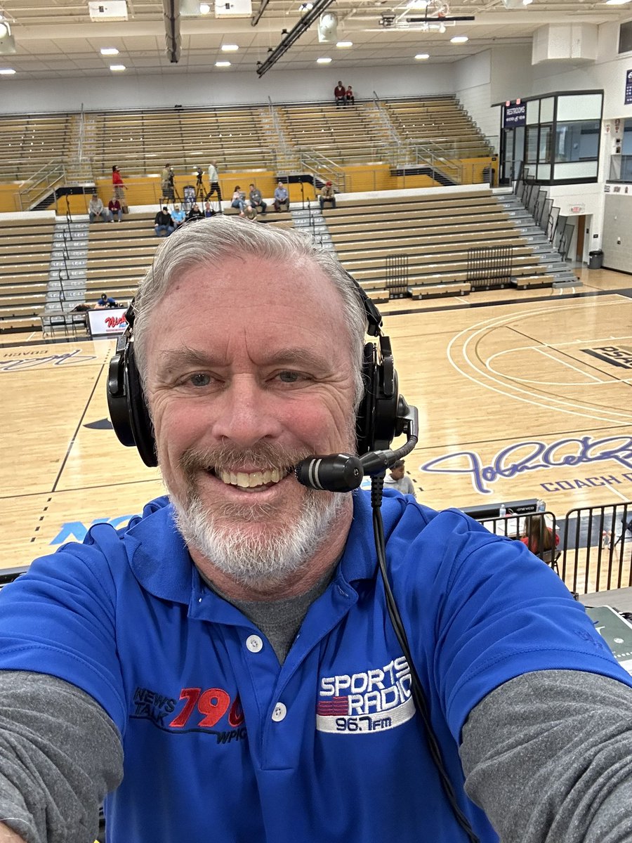 Calm before the storm at Tippen Gymnasium, Coach Cal Court! State playoffs, round 2 - Farrell v Cameron County 
Tune in to 790am and catch the all the action! 5:30 air, 6pm tip!🏀