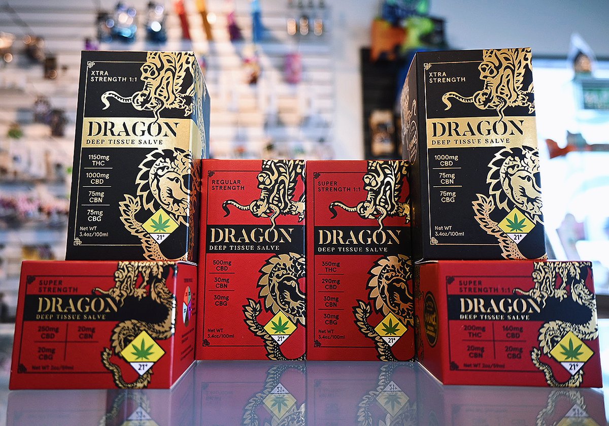 stickyson99's tweet photo. BACK IN STOCK at Sticky's Pot Shop! Don't miss out on this fiery favorite - grab yours now! 🐉🌿
Order Now 
https://t.co/ASZv3UJ2qC
#StickyPotShop #Dragonbalm #Ceres #Topical #Lotion #CBD #skincare #new #restock https://t.co/KfAgMp0oDq