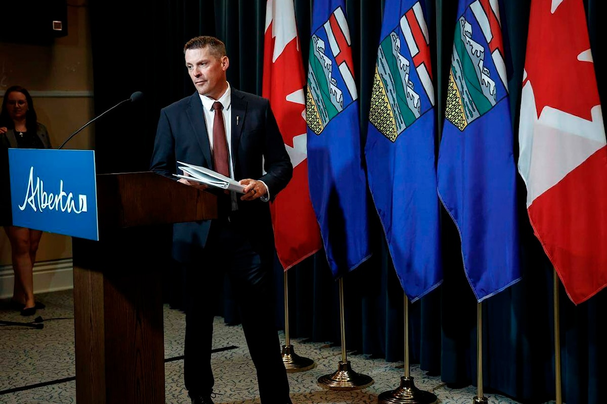 Lacombe Express tweet media