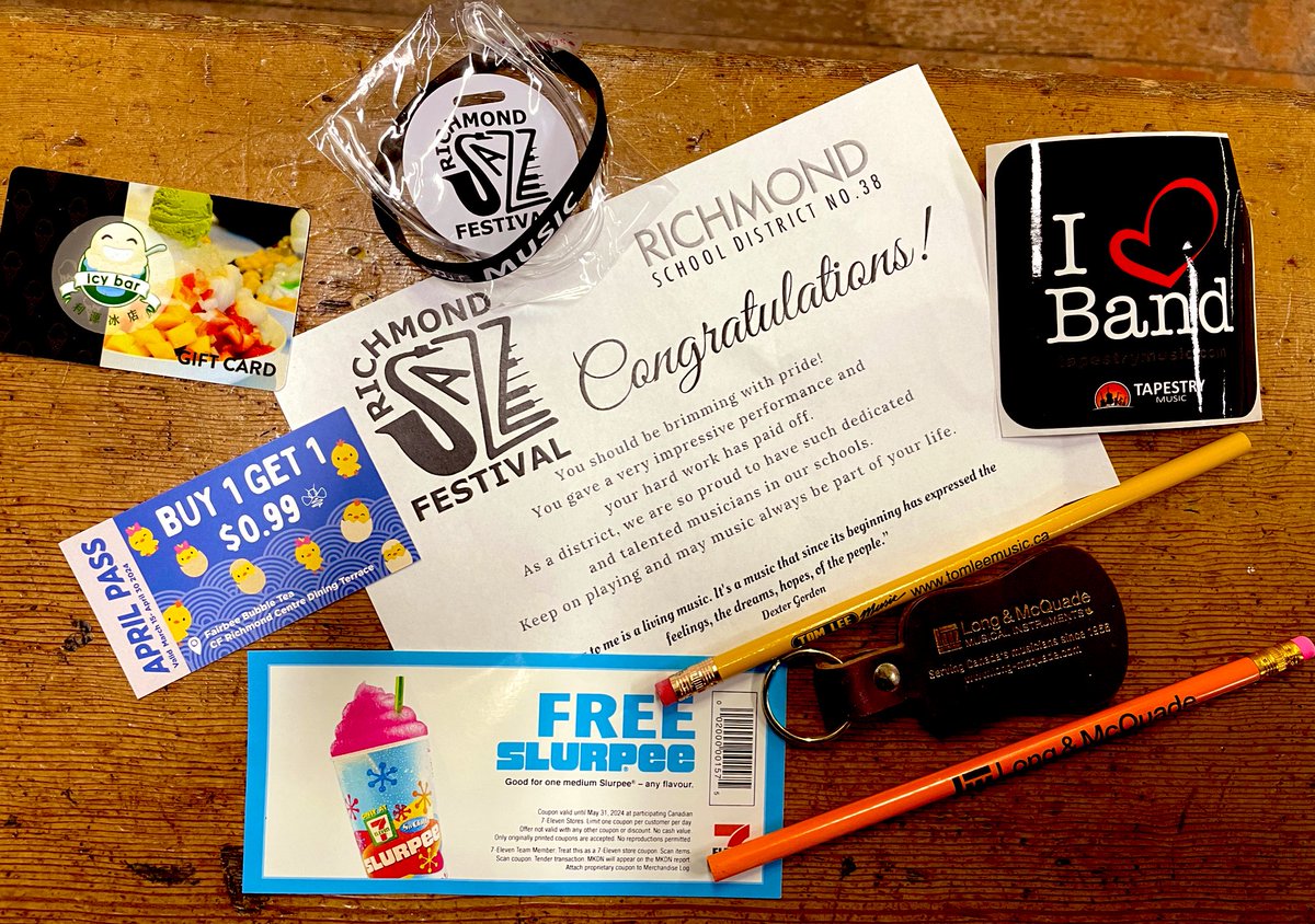 Swag bags are a big hit at the Richmond Jazz Festival! Thank you to all our community donors including: @tomleemusic @tapestymusic @LongMcQuade