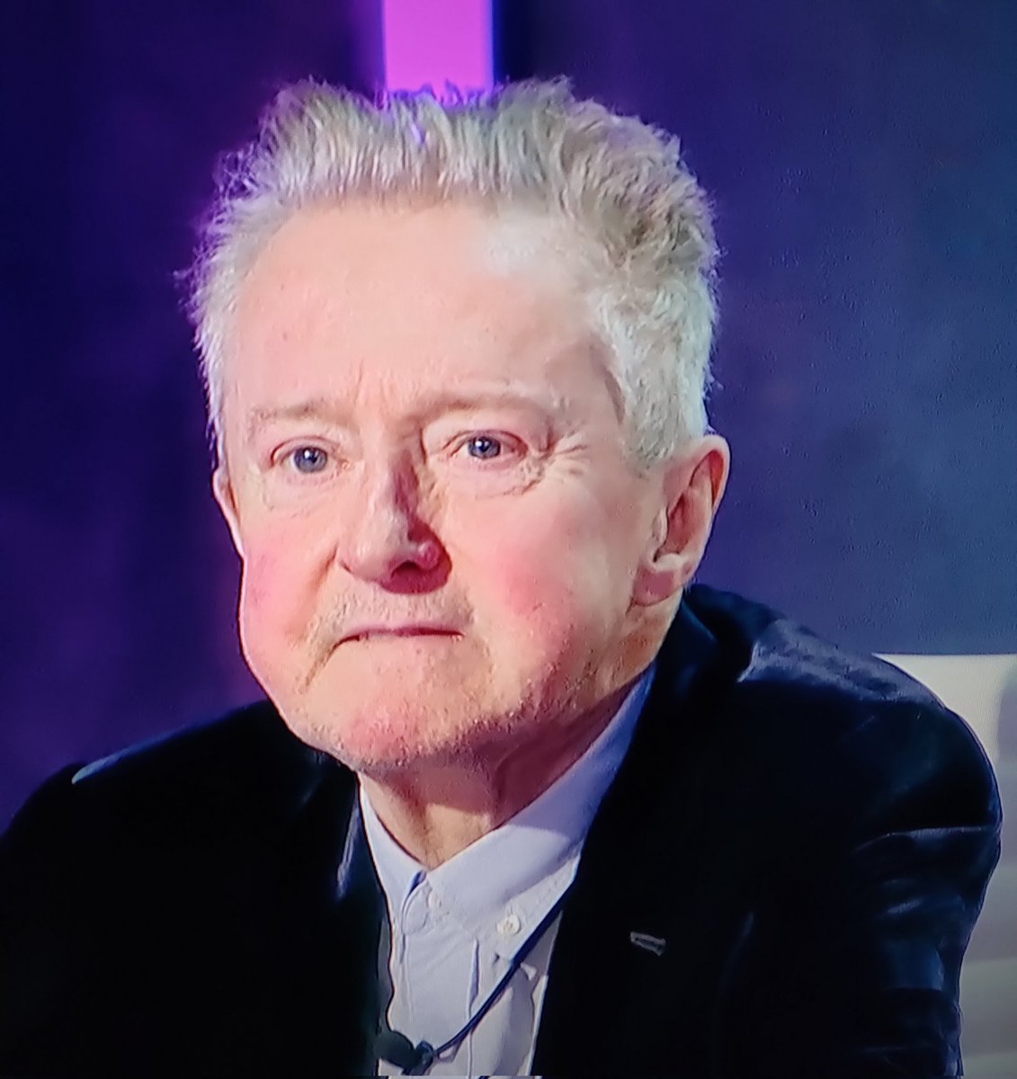 KieranCroghan's tweet photo. I can't be the only one that sees this resemblance 😆😆

#CelebrityBigBrother #podgeandrodge #louiswalsh https://t.co/USMMmQ92Ic