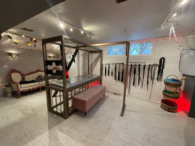 My new custom bondage furniture by @TheKinkyGeek has arrived! This was a bday gift to myself and she&rsquo;s<a class="tags" target="_blank" title="On Twitter" href="/?out=eyJ0eXAiOiJKV1QiLCJhbGciOiJIUzUxMiJ9.eyJpYXQiOjE3MjIzNjM1MjIsImlzcyI6InR3cG9ybnN0YXJzLmNvbSIsIm5iZiI6MTcyMjM2MzUyMiwiZXhwIjoxNzUzODk5NTIyLCJyZWRpcmVjdF91cmwiOiJodHRwczovL3R3aXR0ZXIuY29tL1RoZUtpbmt5R2VlayJ9.LZMHsxy_Cdp_eKut_tQIyRBmWxR1zqamEvvM9hLeV0LqdhzzgPtfNpTz085IgdpFfGHygSJSoBAtjOBWZBCKLw">@TheKinkyGeek</a>