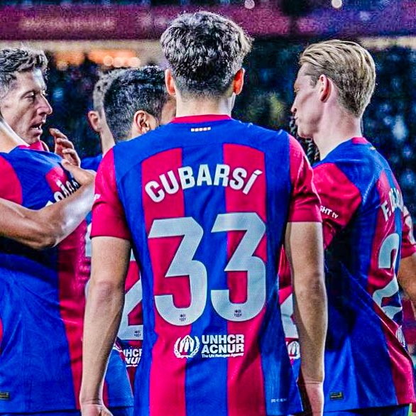 eurofootcom's tweet photo. 🇪🇸🌟 Pau Cubarsí vs Napoli... 

• 100% aerial duels won
• 100% ground duels won
• 100% tackles won

17-years-old. 🔝 https://t.co/1TDgzonL54