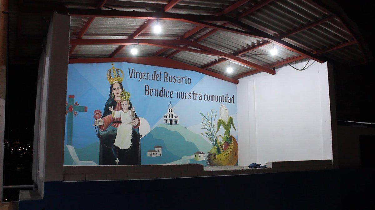 ISTAustro's tweet image. #InformaTEC | La carrera de electricidad⚡ trabaja en un proyecto de reducción de pérdidas por el consumo de energía eléctrica en la parroquia Guapán. Es el caso de la iglesia⛪ de la comunidad de Buil Tabacay🔌💡
bit.ly/49QH4vj