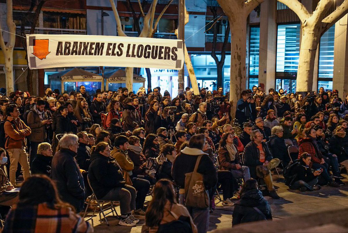 SindicatLloguer's tweet photo. Nous reptes, nova etapa… i nova imatge de portada. #AbaixemElsLloguers

📷 Josep Boada https://t.co/MjLzqAVNC8