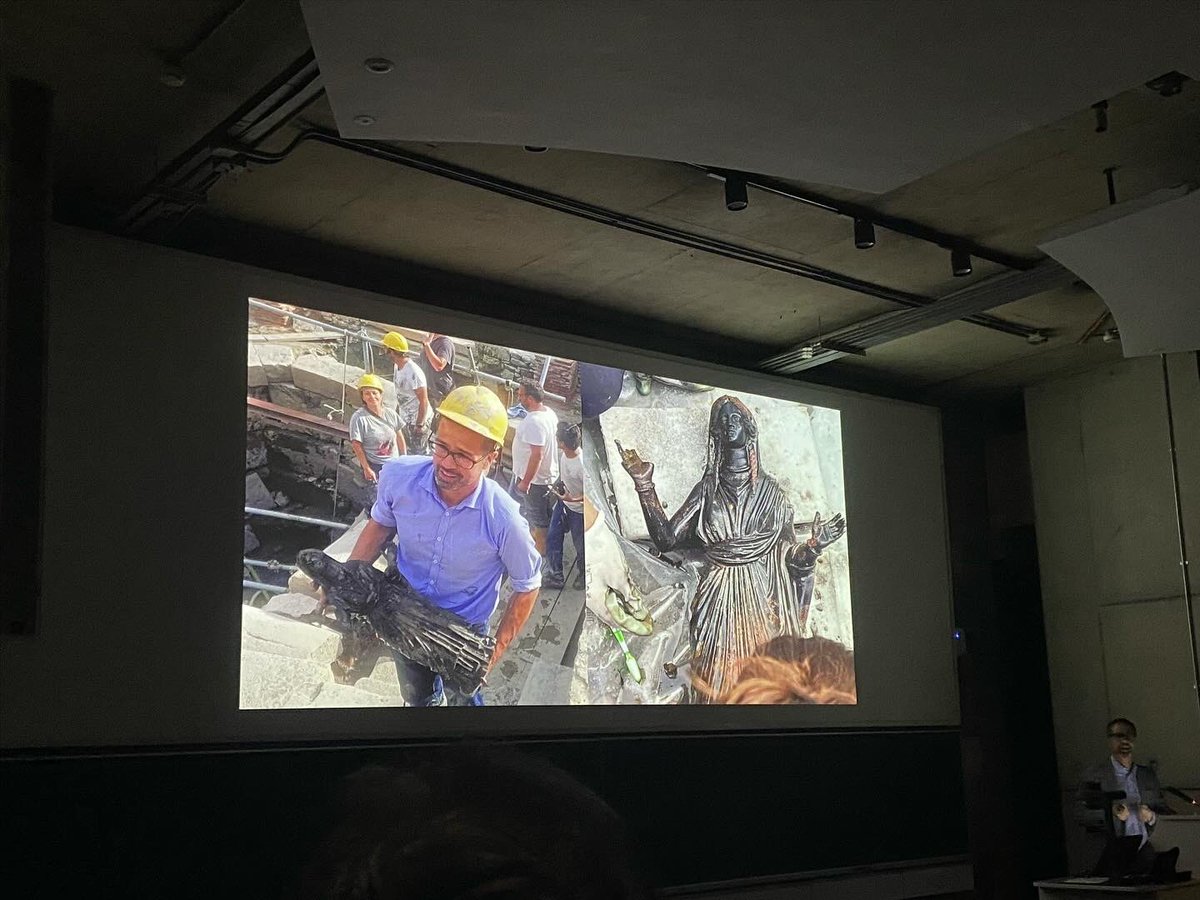 So delighted to welcome back to Trinity our friend & former colleague Jacopo Tabolli this evening. He gave a riveting lecture on the San Casciano excavations and many of our students who worked on the project attended. A fabulous evening!