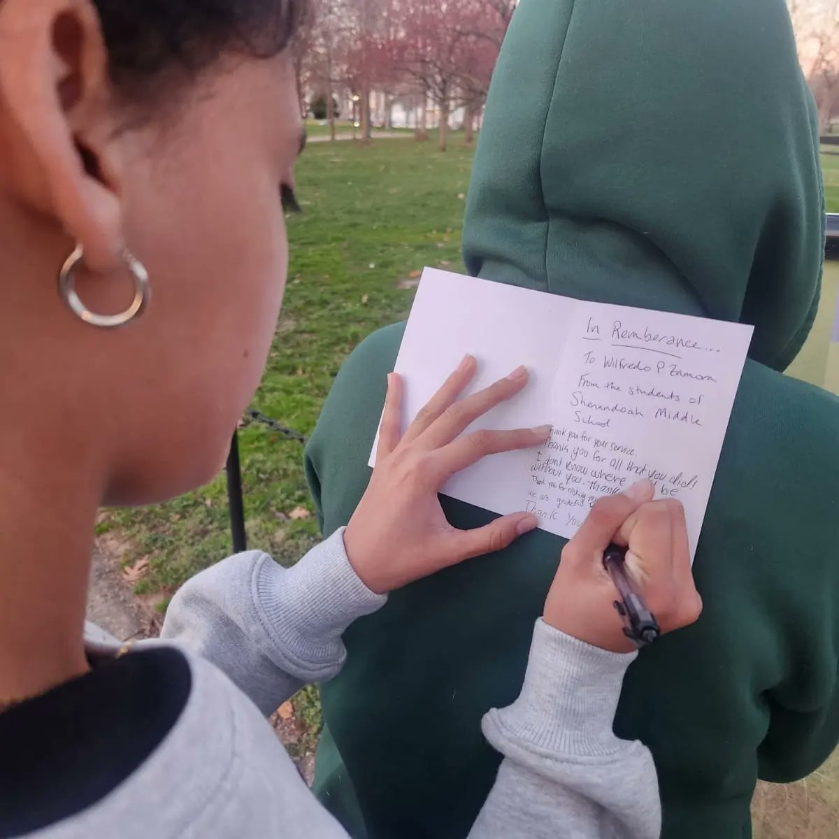 ShenandoahMS's tweet photo. Our Chiefs in Washington, D.C. had the opportunity to visit some sites today that honored soldiers and Americans who sacrificed their lives for our freedom and democracy.  They also visited George Washington's house, Mount Vernon.  #SMSMuseumsMagnet #YourBestChoiceMDCPS https://t.co/TRV4M12YRS