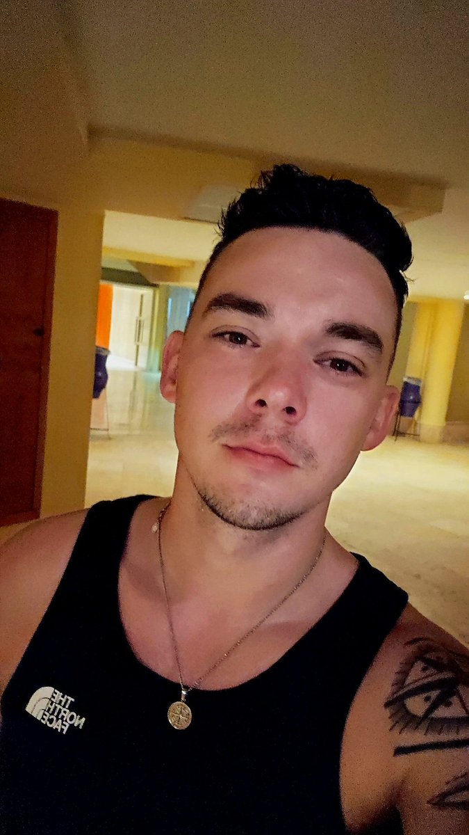 lewx95's tweet photo. New here 👋 #gay #gayboy #gaytravel https://t.co/Ocgnik7zWZ