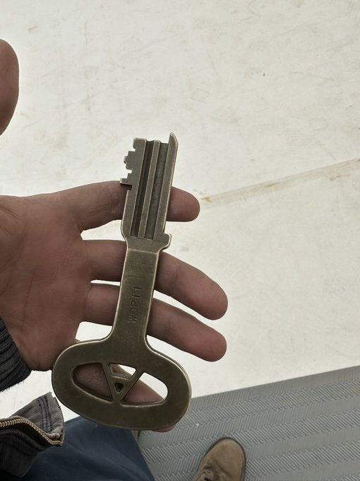 Now that&rsquo;s a key https://t.co/NZnVeYIqFc<a href="/tag/mvsales"class="tags"><span>#mvsales</span></a>