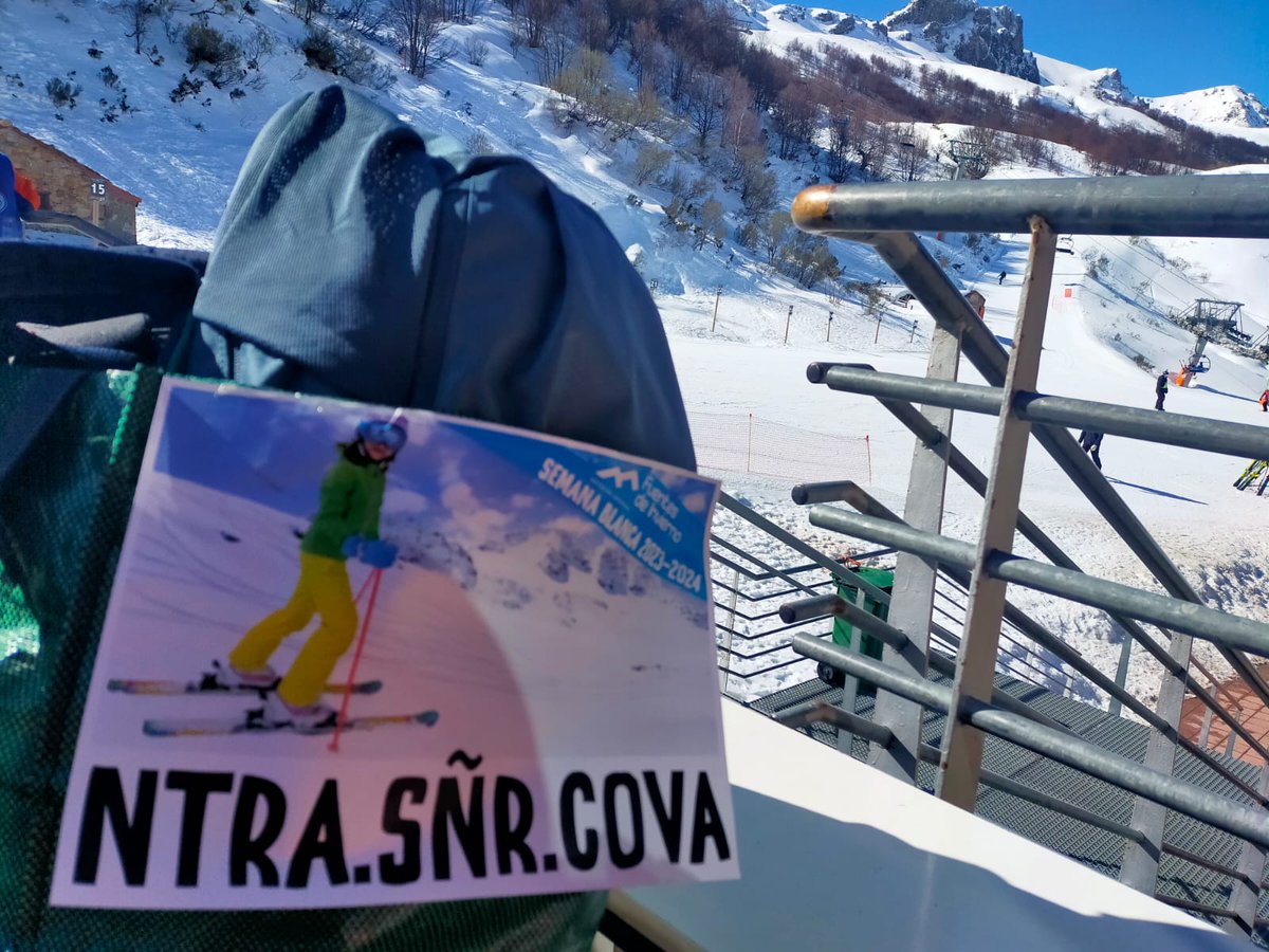 nscovadonga's tweet photo. Segundo día en la nieve y además con un solazo.....A por todas chic@s! #somostellistas
#adelantesiempreadelante https://t.co/klFiLRn4tw