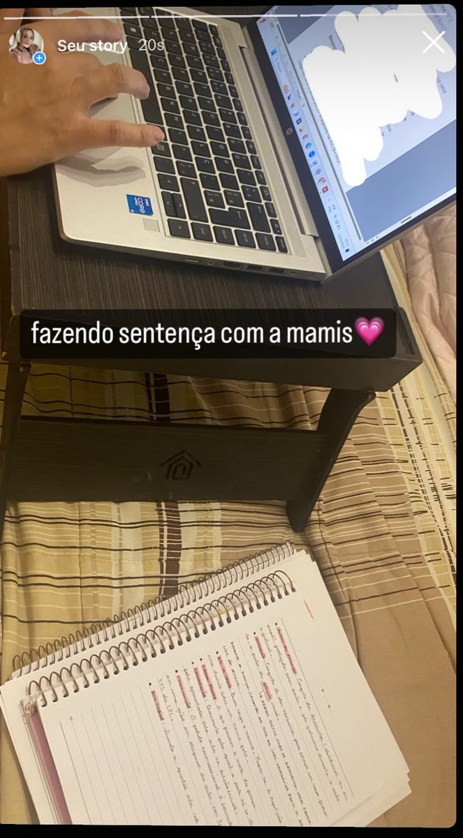 lorisstudy's tweet image. tô fazendo sentença com minha mãe e atualizando meu dicionário jurídico 💗

ser estudante de direito e filha de juíza &amp;gt;&amp;gt;&amp;gt;&amp;gt;
