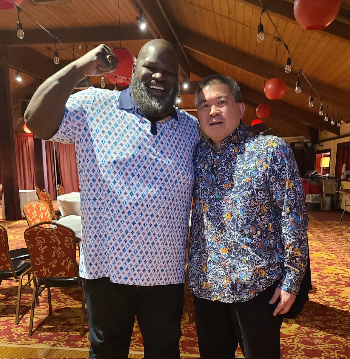 KowloonSaugus's tweet image. The World's Strongest Man @TheMarkHenry is here!! Doors are open!
#KowloonRestaurant
#MarkHenry