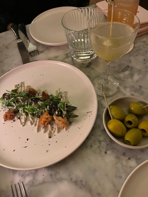 A glorious evening yesterday with @Imara_Noir - cocktails, delicious food &amp; a beautiful setting 😀 look<a class="tags" target="_blank" title="On Twitter" href="/?out=eyJ0eXAiOiJKV1QiLCJhbGciOiJIUzUxMiJ9.eyJpYXQiOjE3MjI1NjgzMjYsImlzcyI6InR3cG9ybnN0YXJzLmNvbSIsIm5iZiI6MTcyMjU2ODMyNiwiZXhwIjoxNzU0MTA0MzI2LCJyZWRpcmVjdF91cmwiOiJodHRwczovL3R3aXR0ZXIuY29tL0ltYXJhX05vaXIifQ.HvztsGwwWevp_hCX_tswPI1hayCxjLnHetn9DRUVUKkxQzDkrIXAp1z39ubWtkrTmUkOkWWffwITEz0ZnYQPBA">@Imara_Noir</a><a href="/tag/mvsales"class="tags"><span>#mvsales</span></a>