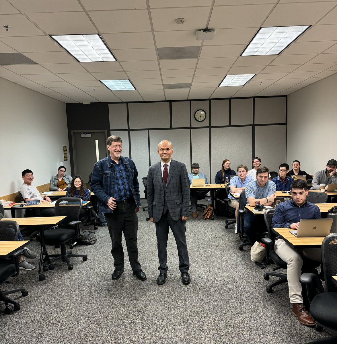 Thrilled to engage with graduate students at George Mason University Schar School of Policy and Government, shedding light on #Russia's pivotal role in the MiddleEast.Highlighting energy dynamics with #Iran and #SaudiArabia. Gratitude to Prof @Mark_N_Katz for the warm invitation!