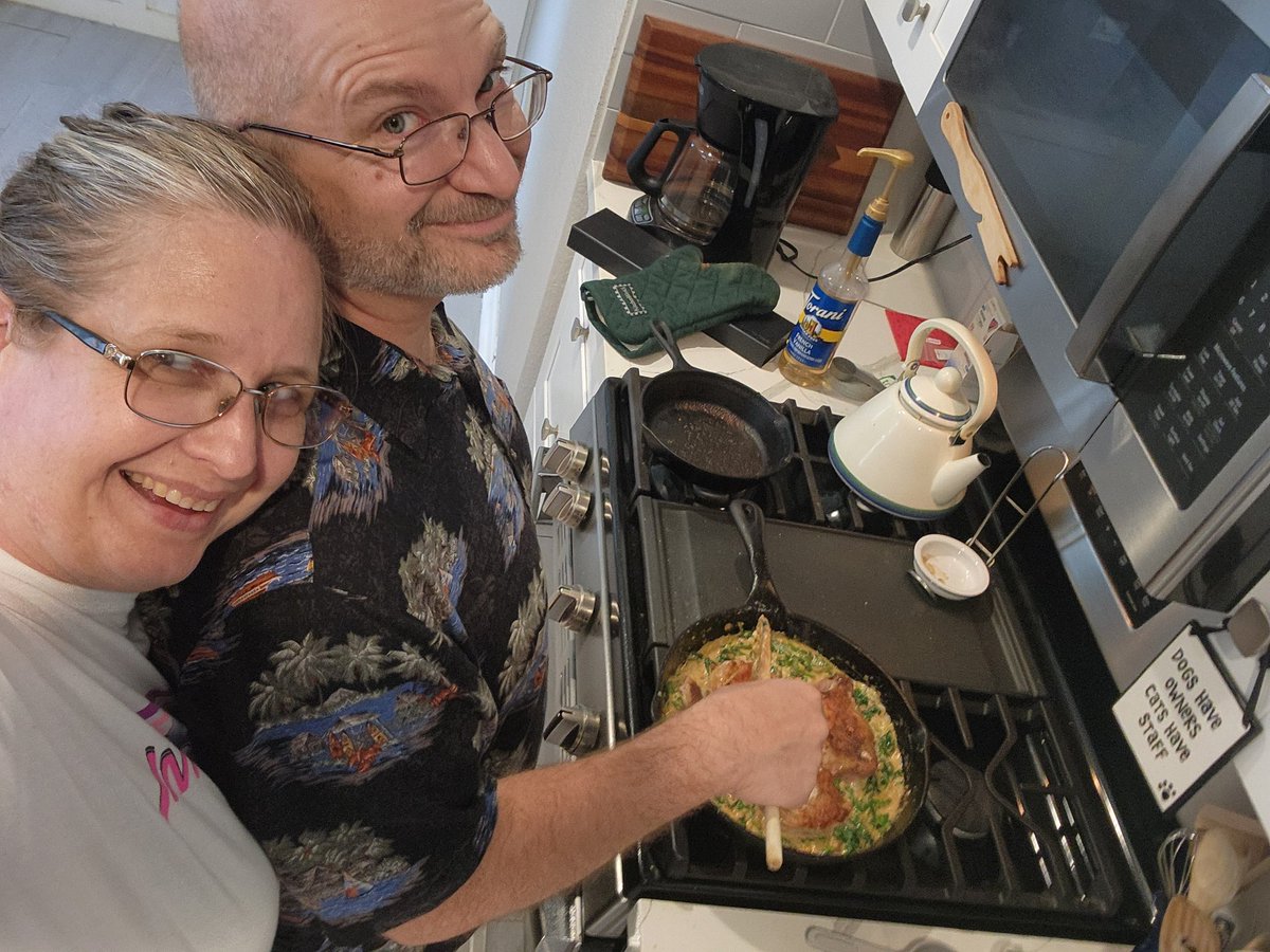 scavellag's tweet image. Trying second new recipe with my 2nd favorite sous chef. ##springbreakselfie #kirkcan