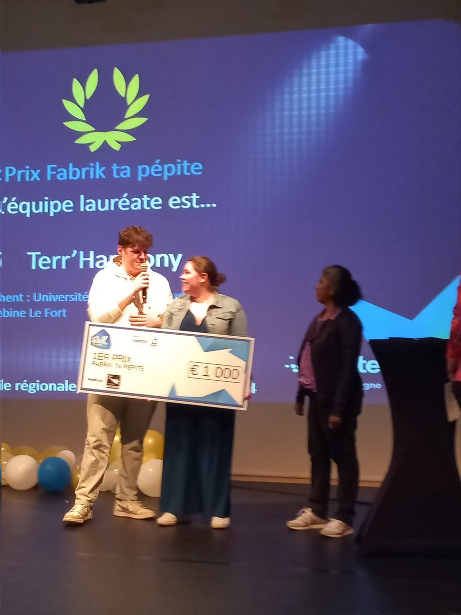 Et le Prix Fabrik Ta Pépite 2023/2024 est... pour une équipe de Lorient !! 🥳 Terr'Harmony ! bravo à eux @TechLorient @UBS_universite