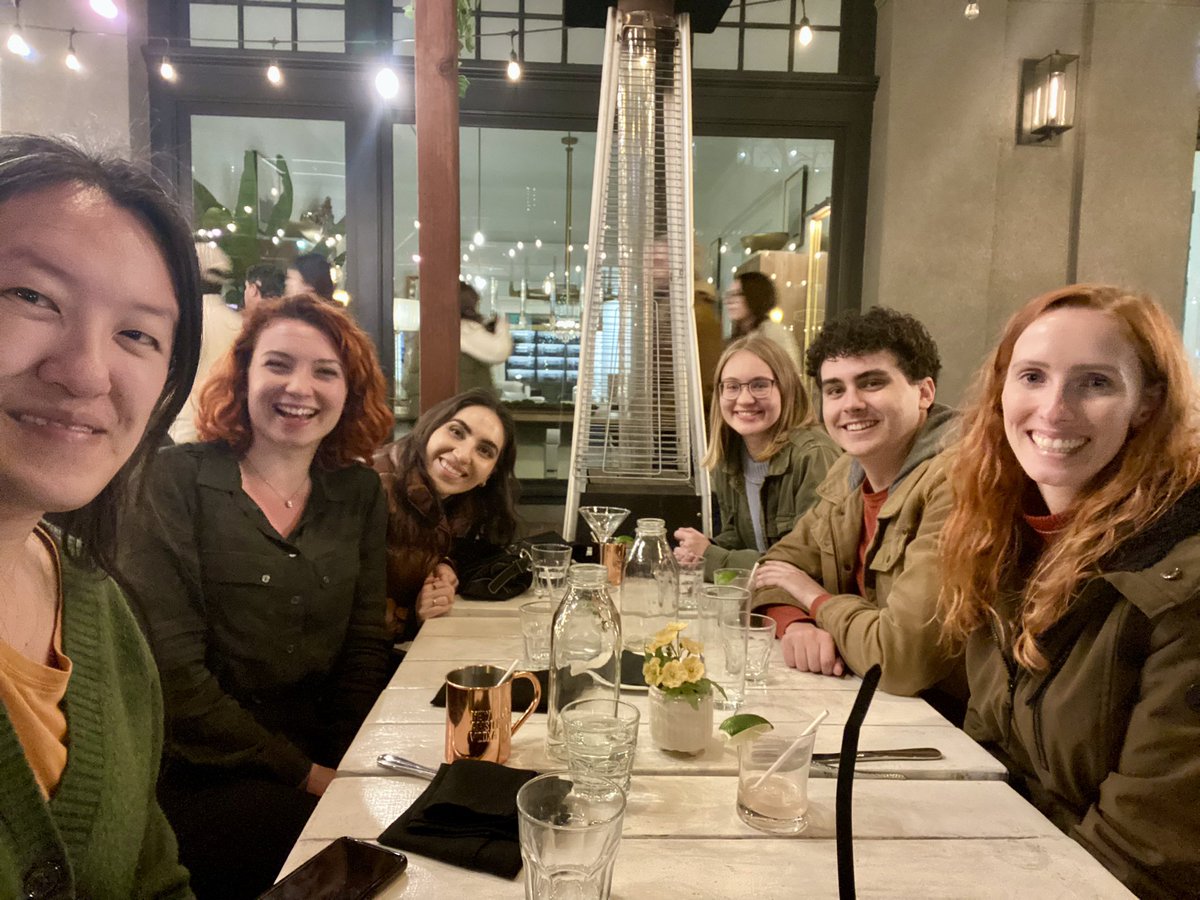 2. Connecting with incredible ECRs 🫱🏻‍🫲🏾 I made friends with peers from all disciplines--physiology to computer science--who are all brilliant, collegiate, and kindly shared their time and experience. I'm thrilled that we are the future of our respective fields! (🧵 3/5)