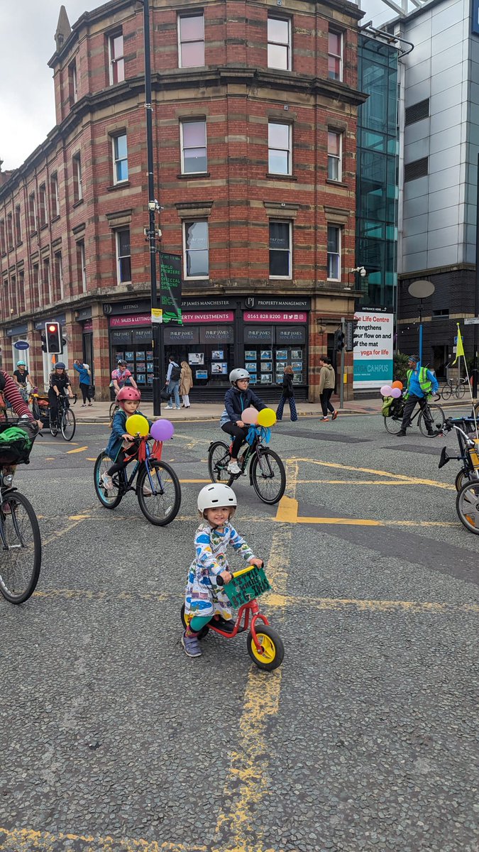 It's official.....the word is out ...the date for the next #kidicalmassmcr is Sunday May 19th!! Families and bike riders of #Manchester, get the date firmly in your super spring biking calendar 🚲🚲🚲🚲🚲🎈🎈🎈🎈🎈🎈🎈🎈🎉🎉🎉🎉. More info on it's way shortly....❤️