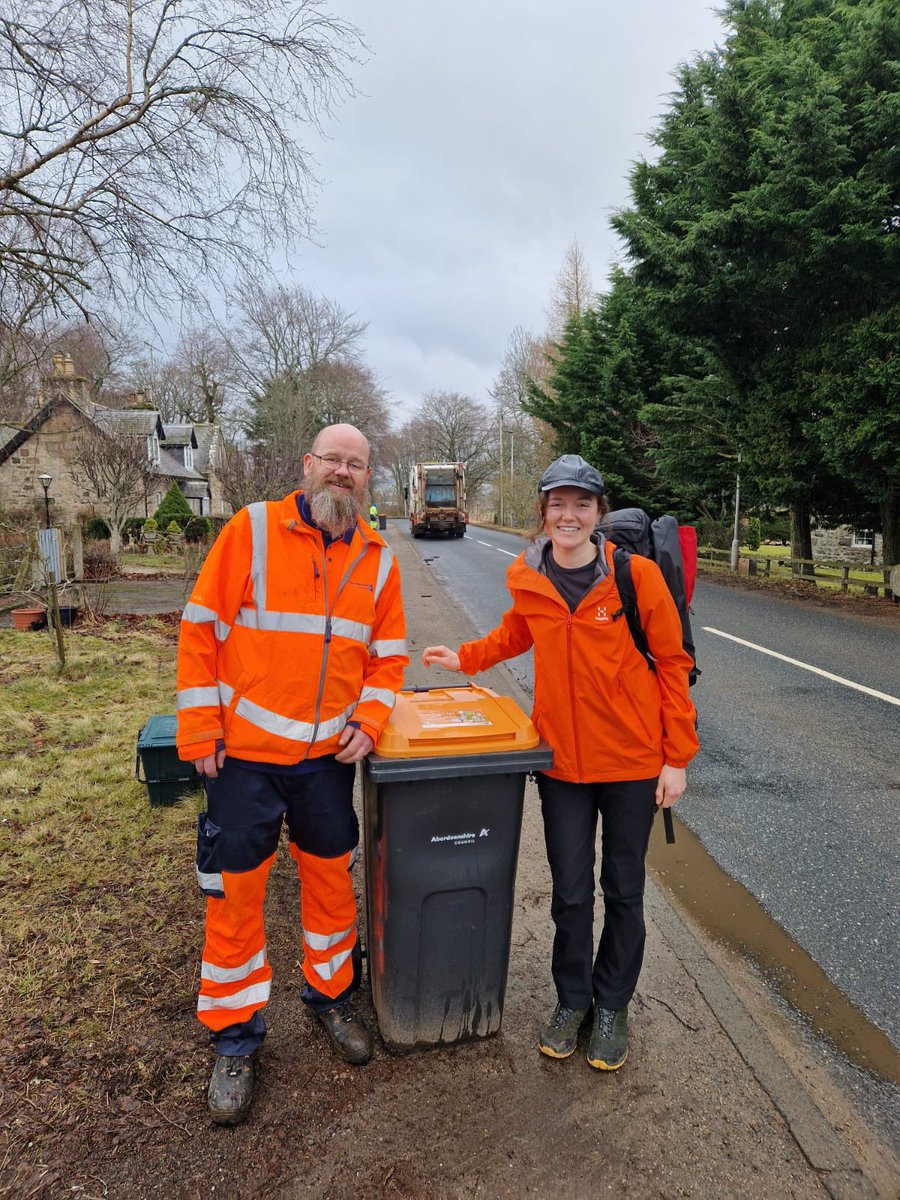 katharine_hay's tweet photo. #HaysWay begins and I realise Iโm dressed like Aberdeenshireโs bins ๐๏ธ
Things have got off to a wheelie good start โ
@TheScotsman https://t.co/SIUbeSdGwu