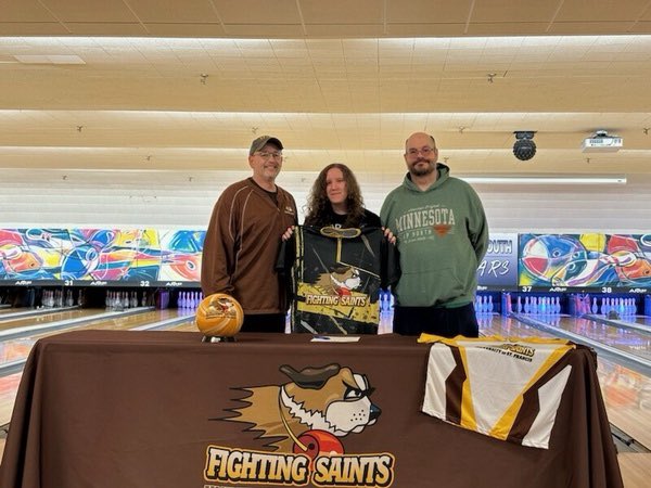 Stagg Bowling (@staggbowling) on Twitter photo Congrats to Holly on officially signing with St. Francis today! #RaiseTheBar #CanIGetAFrootLoop <a href="/StaggAthletics/">StaggAthletics</a> <a href="/StaggHighSchool/">Stagg High School</a> Congrats to Holly on officially signing with St. Francis today! #RaiseTheBar #CanIGetAFrootLoop <a href="/StaggAthletics/">StaggAthletics</a> <a href="/StaggHighSchool/">Stagg High School</a>