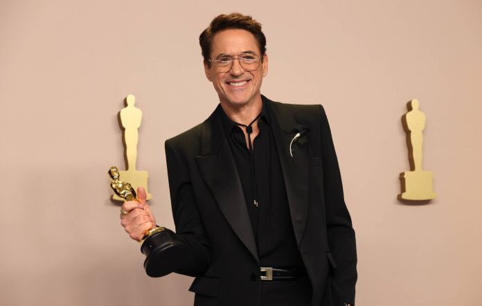 AwardsFlashback tweet picture
