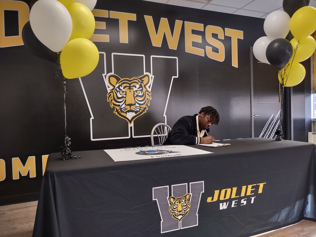 Joliet West Football tweet media
