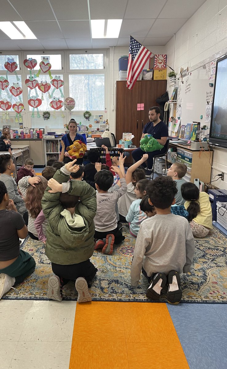 We enjoyed a visit from the dentist today🦷🪥 Taking care of our teeth is SO important! @j_pantiliano @CMSmtolive @NicoleMusarra @ashleylopez210