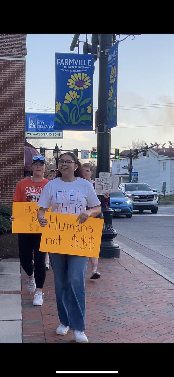 We are here at the Prince Edward Co meeting in Farmville, Va demanding that the county does NOT sign a contract to keep Farmville Detention Center open and instead shut it down and release everyone inside! Local students are testifying to uplift the demands of people inside!