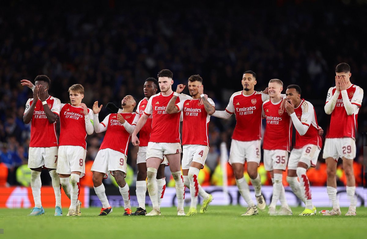 @Arsenal Spot the one with ice in his veins. 🍚🥶❄️ Zero emotions Full concentration #AFCPOR #Arsenal #UCL #ChampionsLeague