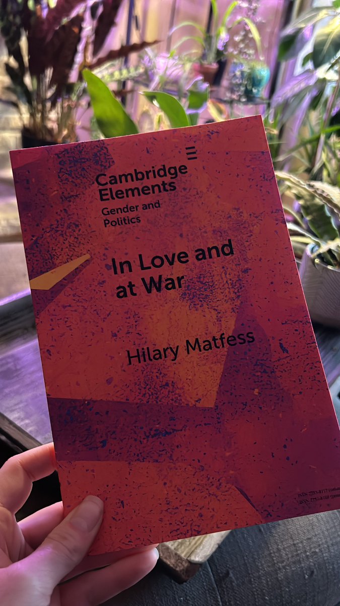 Excited to get my very own copy of “In Love and at War” by @HilaryMatfess. Our first of many excellent Elements in the Gender & Politics series @dianazobrien and I are editing at @CUP_PoliSci with @RBlaifeder - bit.ly/4cgh8e4