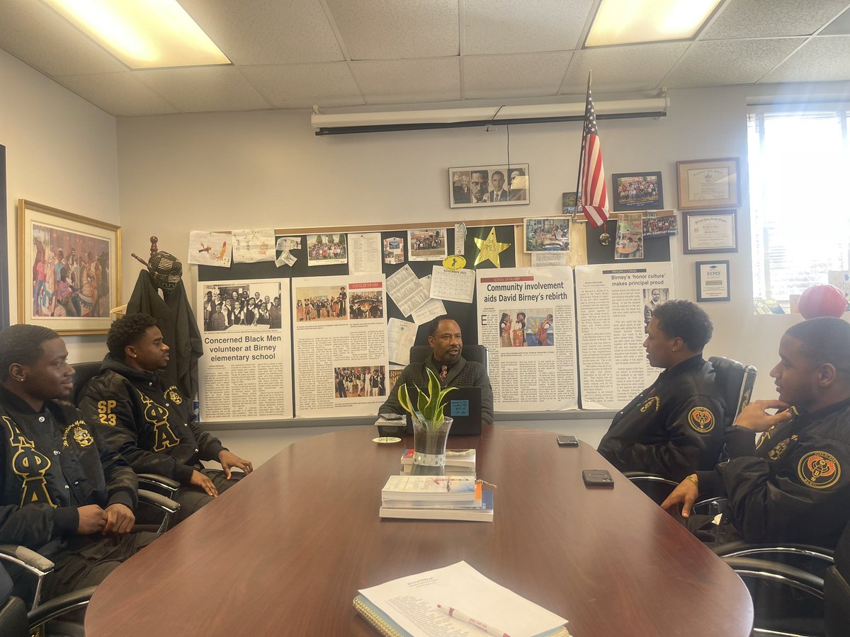 Carine Peña tweet media