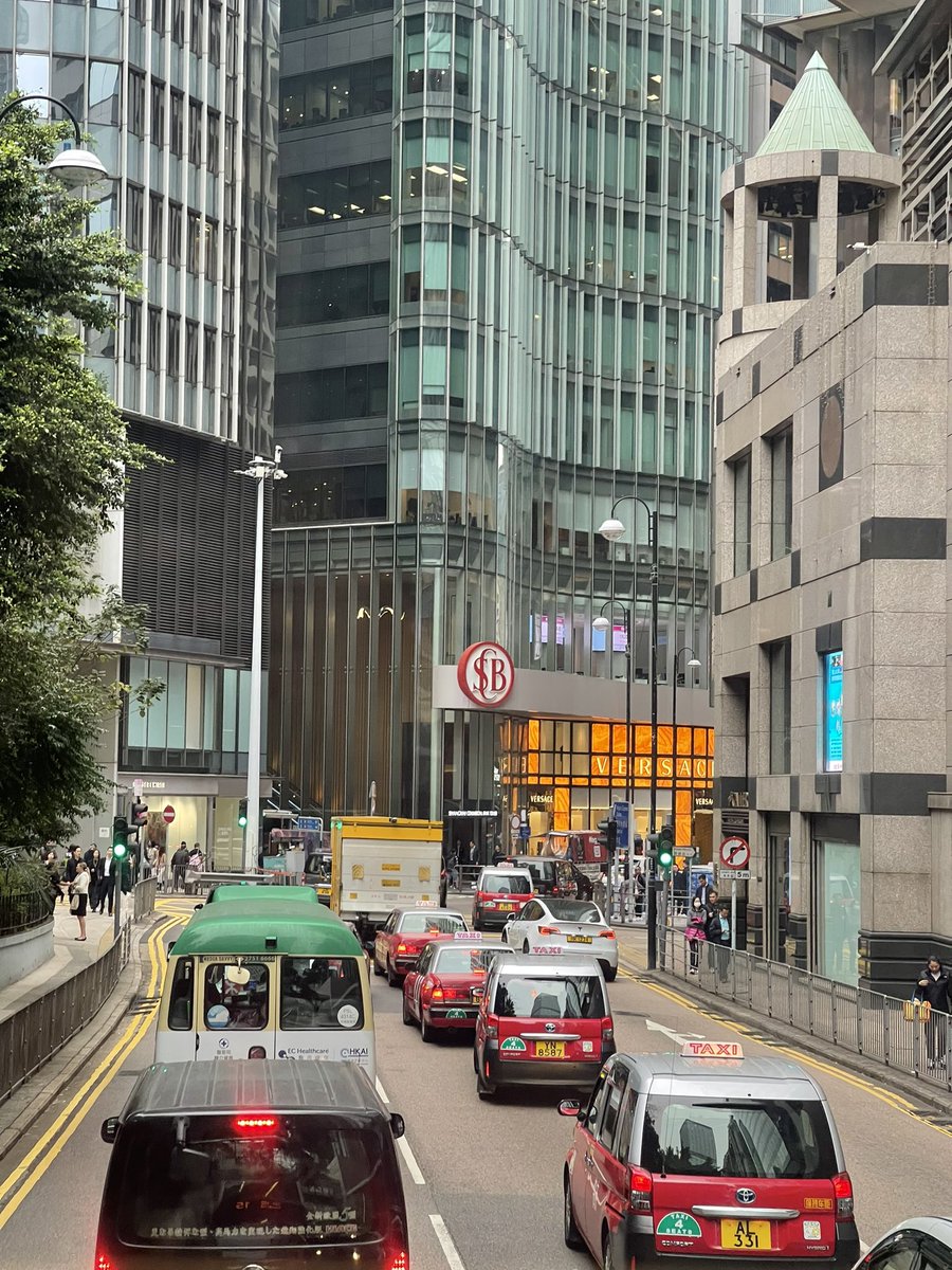 香港晃一圈，深圳晃一圈，今天返沪，短暂的旅行就结束了。