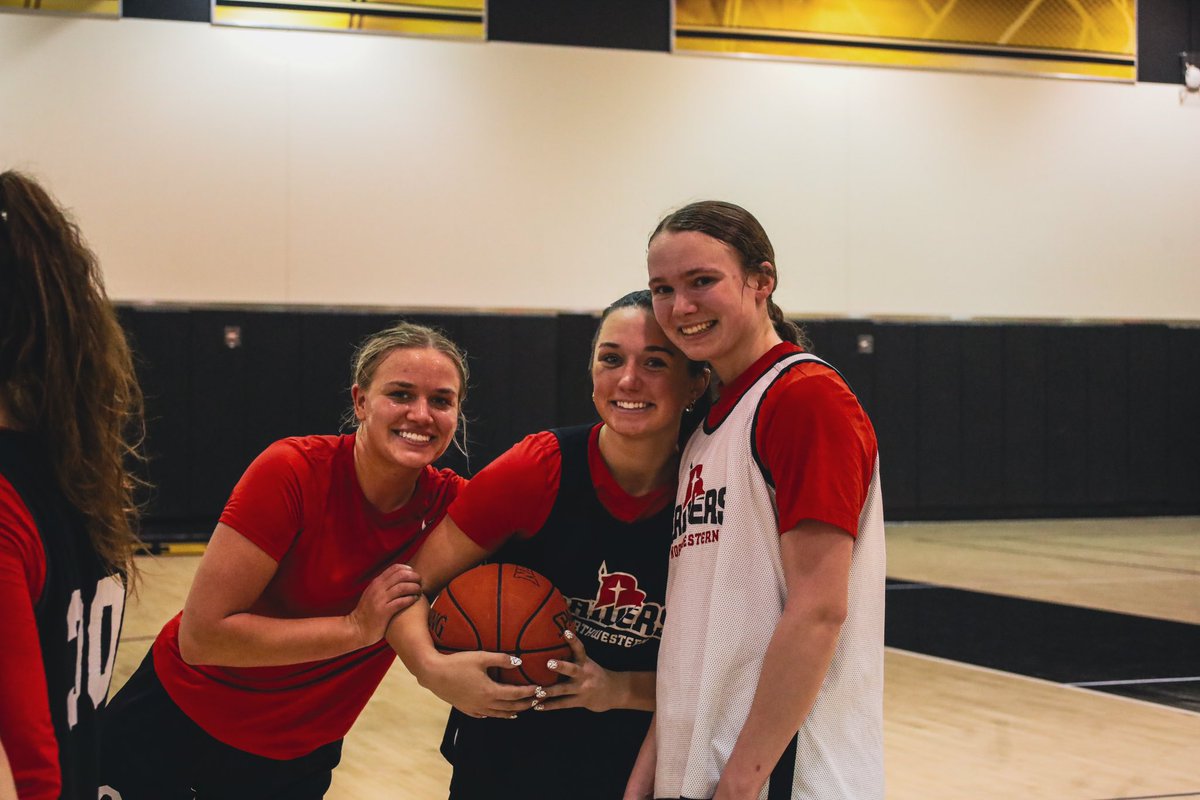 Fun spot to practice! 🤩

Orange City ➡️ Iowa City 

Thank you <a href="/TheIowaHawkeyes/">The Iowa Hawkeyes</a> for allowing us to use your facility!