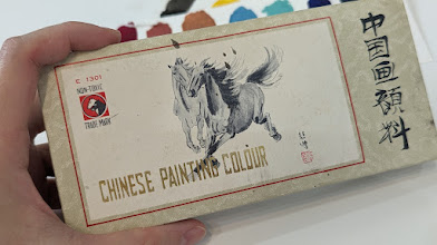 I swatched this vintage set of chinese Marie's watercolors I bought from goodwill but man they smelled bad