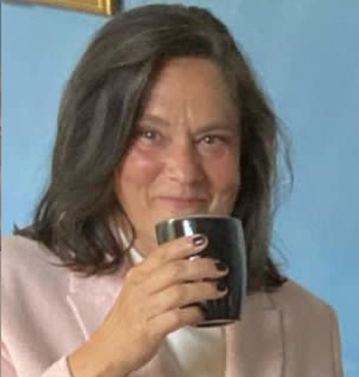Ania_bloom's tweet photo. Kristina después de arruinarle la vida a su hijo menor, compararlo todo el tiempo con el hijo homofobico muerto, para después hacerse la víctima y que su hijo explote contra ella, causando asi que su novio latino sienta que las cosas no funcionan y le termine, una mastermind. https://t.co/FL9jvVNMgm