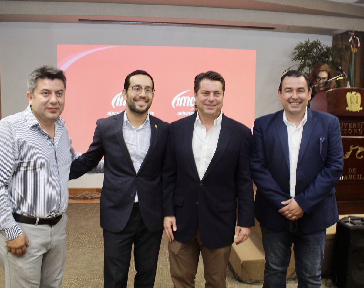 alfonso_yanez's tweet photo. Felicidades Jairo Morales, Juan Carlos Aguillón y mesa directiva por su toma de protesta como #IMEF Universitarios. Enhorabuena!! https://t.co/0JFwYmaytQ