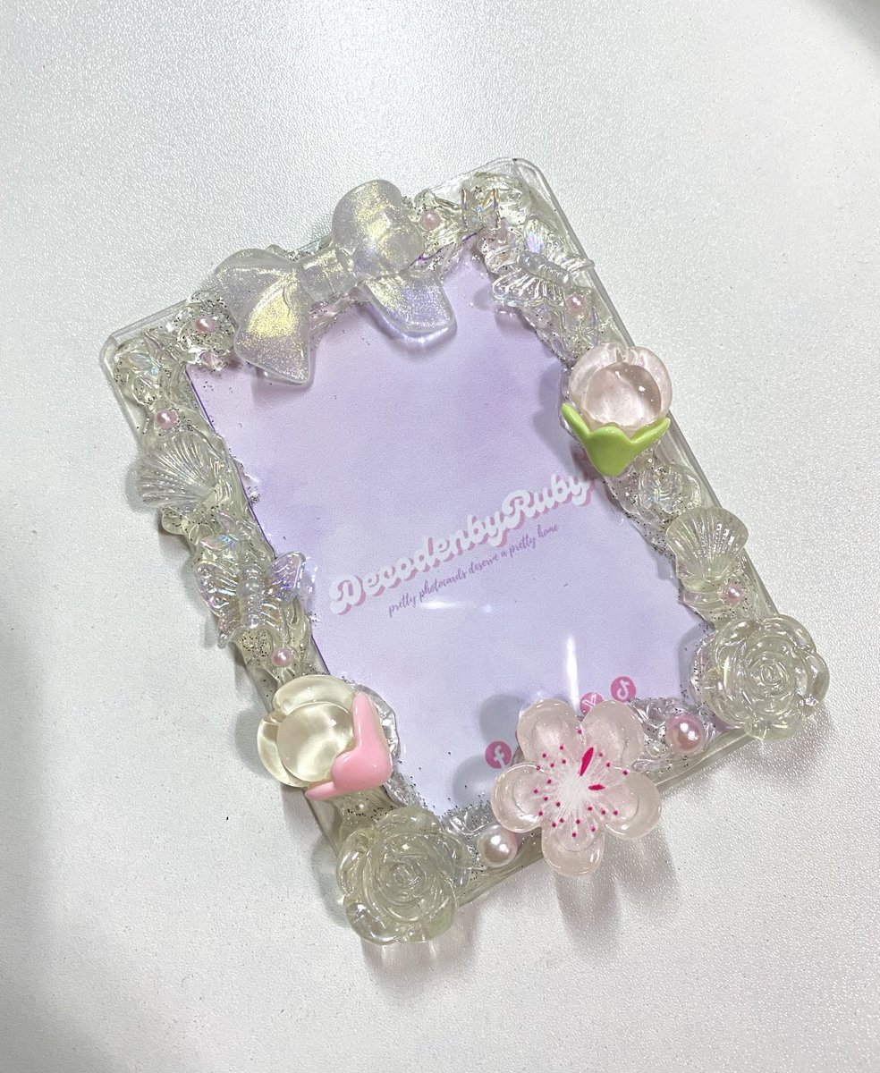 DecodenbyRuby's tweet photo. ☁️ #Decodenbyruby  ⋆·˚ ༘ * 
 wts lfb ph 

 ➥ ₱ 150  payo [+ pf &amp; sf ] 
 ➥ onhand 
 ➥ Mod - Sco
 ➥ Mop - gcash or bank transfer 

    ✿—reply mine+name/dm 
 
t.Resin Decoden toploader https://t.co/CKetBltjQi