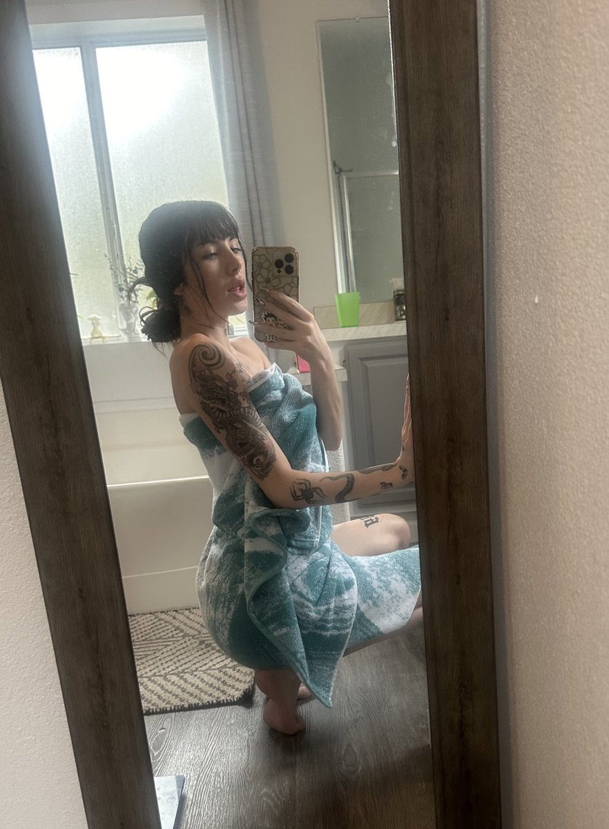 DevilMade777's tweet photo. Oops 🦋 https://t.co/oKJnp487go