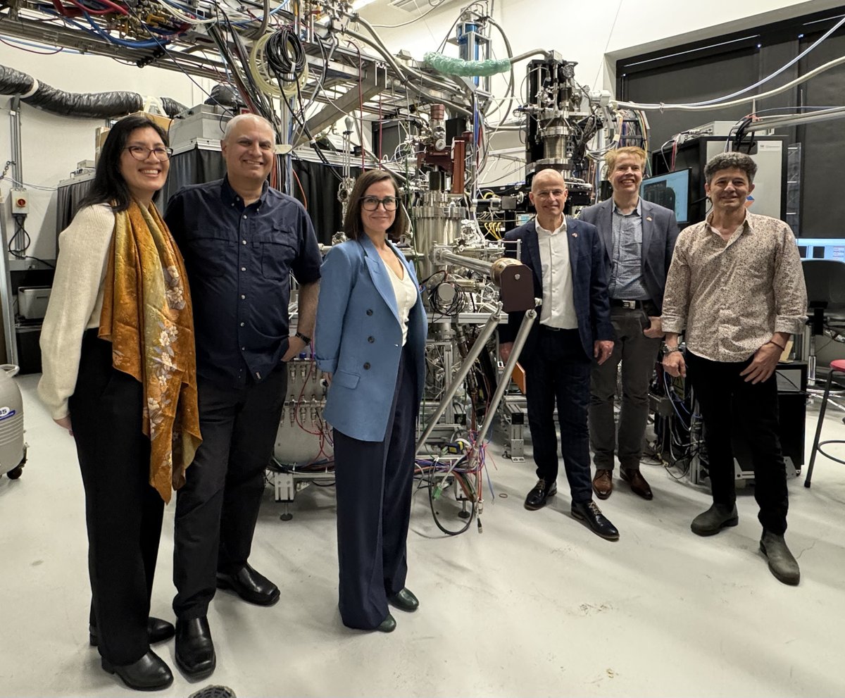 We were delighted to welcome Consul General of the Netherlands in Vancouver, Sebastiaan Messerschmidt @smesserschmidt, and Director at the Netherlands Foreign Investment Agency Andrew Dasselaar to @SBQMI_UBC for a tour of our facilities and discussion of our R&D capabilities.