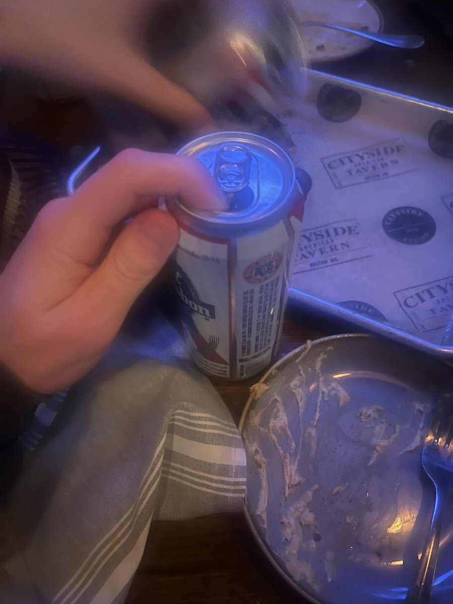 AmericanSicko_'s tweet photo. @FosterStSicko Big one tonight
#SeeOneSendOne https://t.co/vhRzcIQAXh