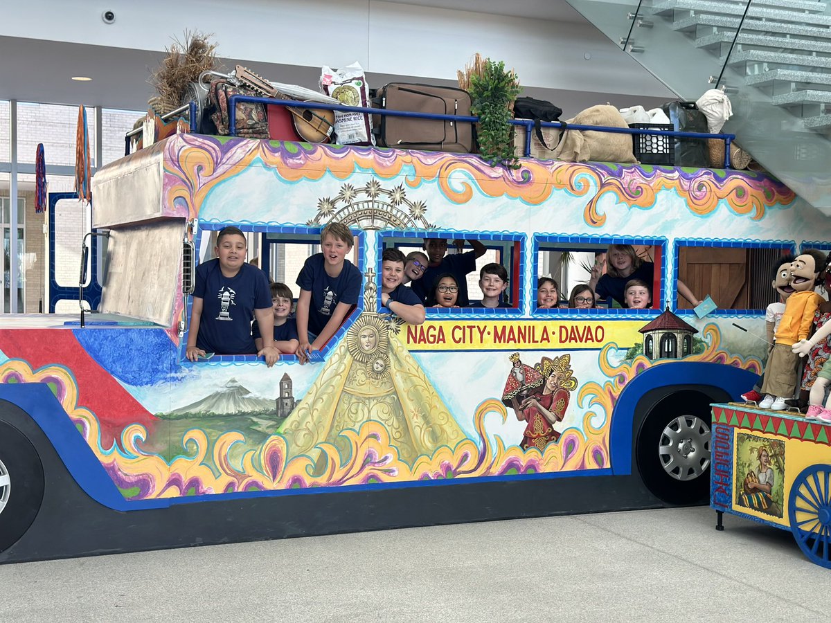 Lauren C. Gibson tweet media